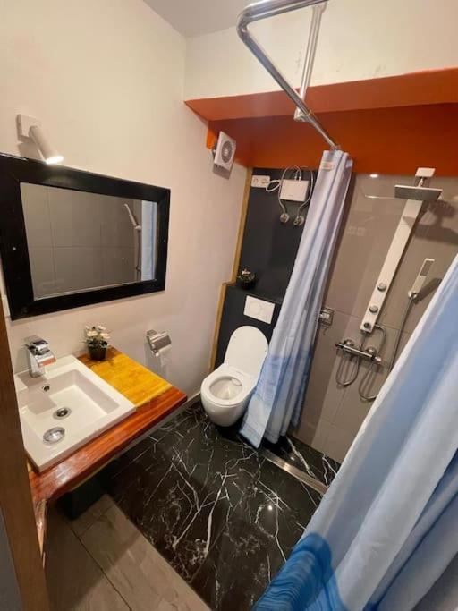 Suite Ultra Moderne Wi-Fi ยาอุนเด ภายนอก รูปภาพ